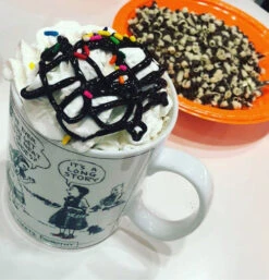 Mug "Alice Meets Dorothy" 5 Mug "Alice Meets Dorothy" -Home Furnishings 26240510 10156209454234203 2298433981984405350 o