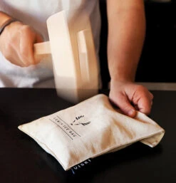 Mallet And Lewis Ice Bag 5 Mallet And Lewis Ice Bag -Home Furnishings 4371 enviro1