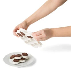 SweetSpot Mini Ice Cream Sandwich Maker 10 SweetSpot Mini Ice Cream Sandwich Maker -Home Furnishings rs4024 chefn icecreamsandwichmaker 107140251 function4 scr