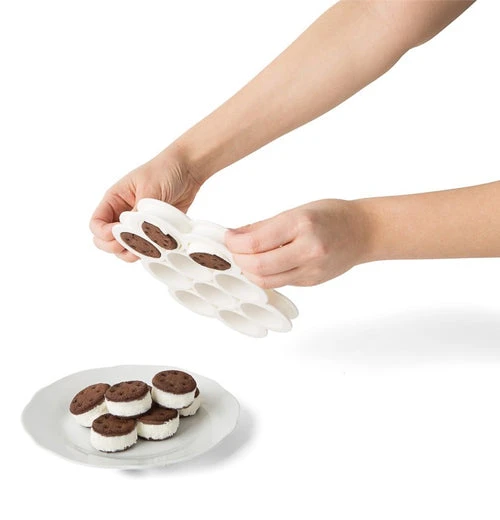 SweetSpot Mini Ice Cream Sandwich Maker 5 SweetSpot Mini Ice Cream Sandwich Maker - Image 5