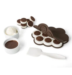 SweetSpot Mini Ice Cream Sandwich Maker 11 SweetSpot Mini Ice Cream Sandwich Maker -Home Furnishings rs4025 chefn icecreamsandw copy